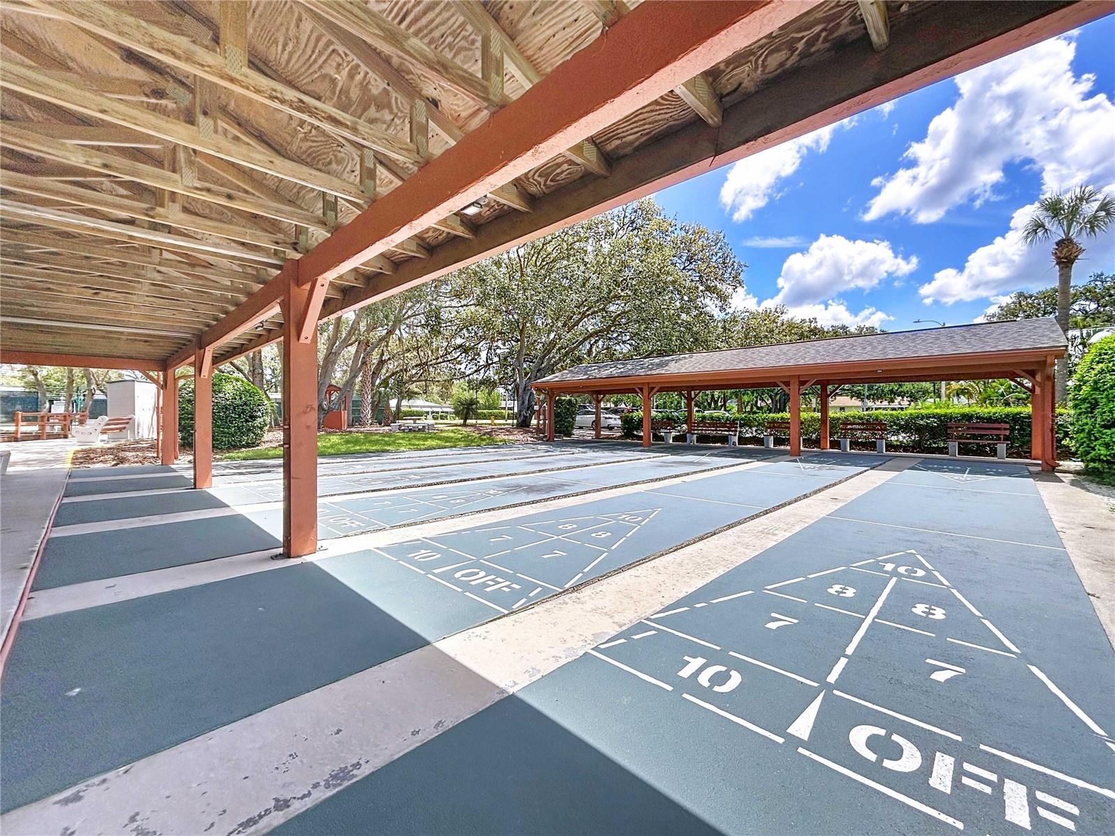 Image 25 of 26 For 8101 Casuarina Drive