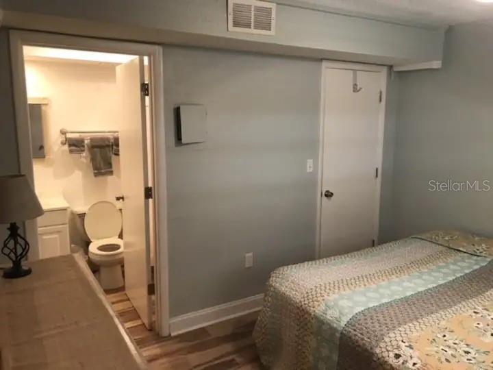 Image 3 of 6 For 18610 Gulf Boulevard 211