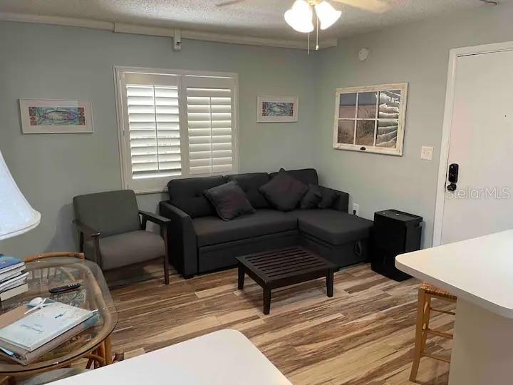 Image 6 of 6 For 18610 Gulf Boulevard 211