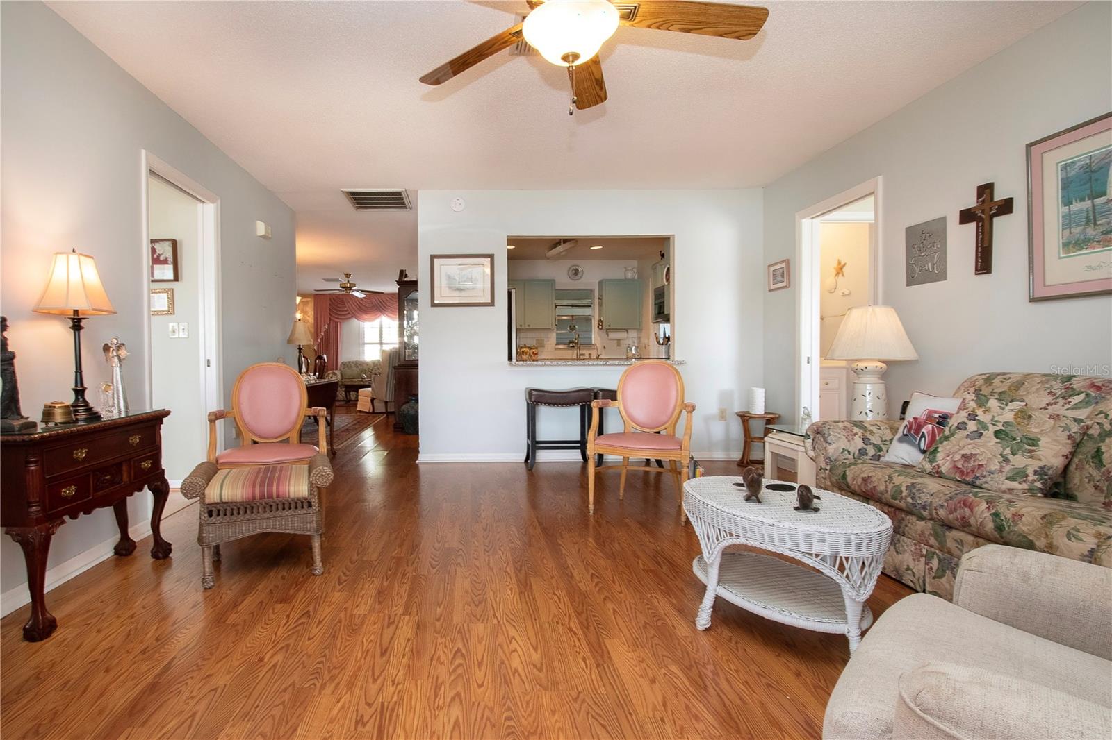 Image 12 of 49 For 1201 Bluewater Drive