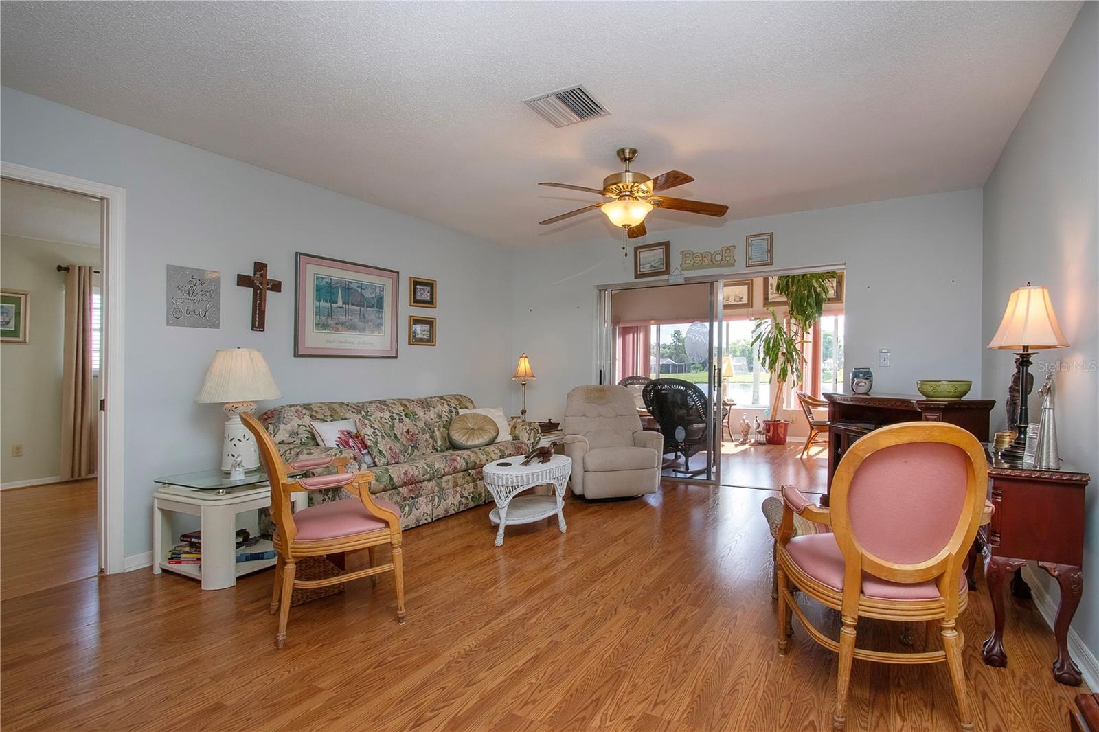 Image 9 of 49 For 1201 Bluewater Drive