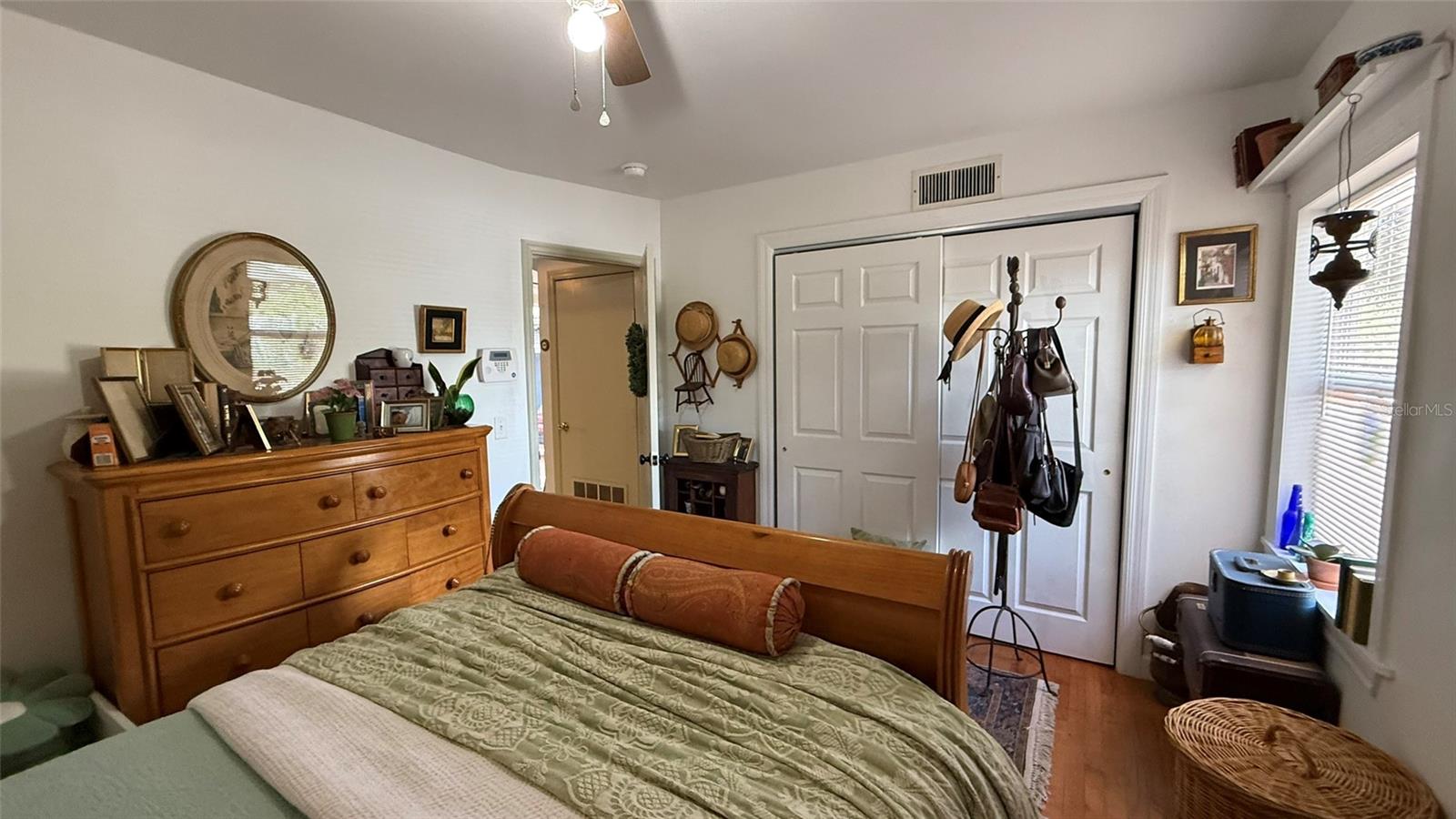 Image 16 of 46 For 5804 10th Street
