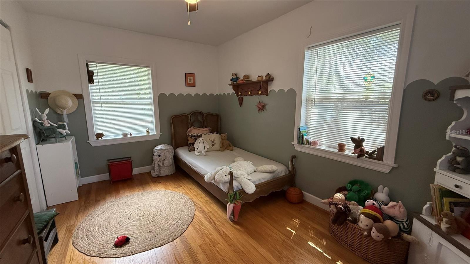 Image 17 of 46 For 5804 10th Street