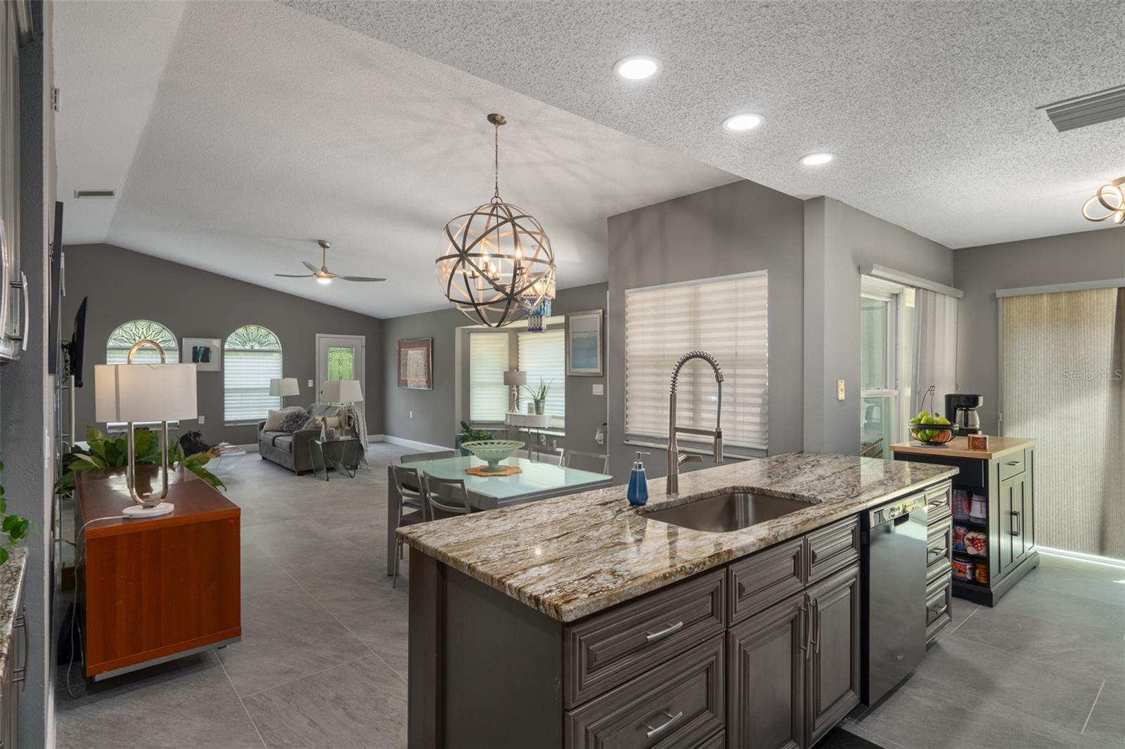 Image 13 of 48 For 4648 Sheffield Drive 51