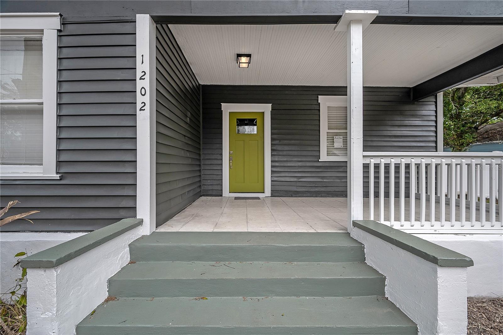 Image 3 of 49 For 1202 Giddens Avenue