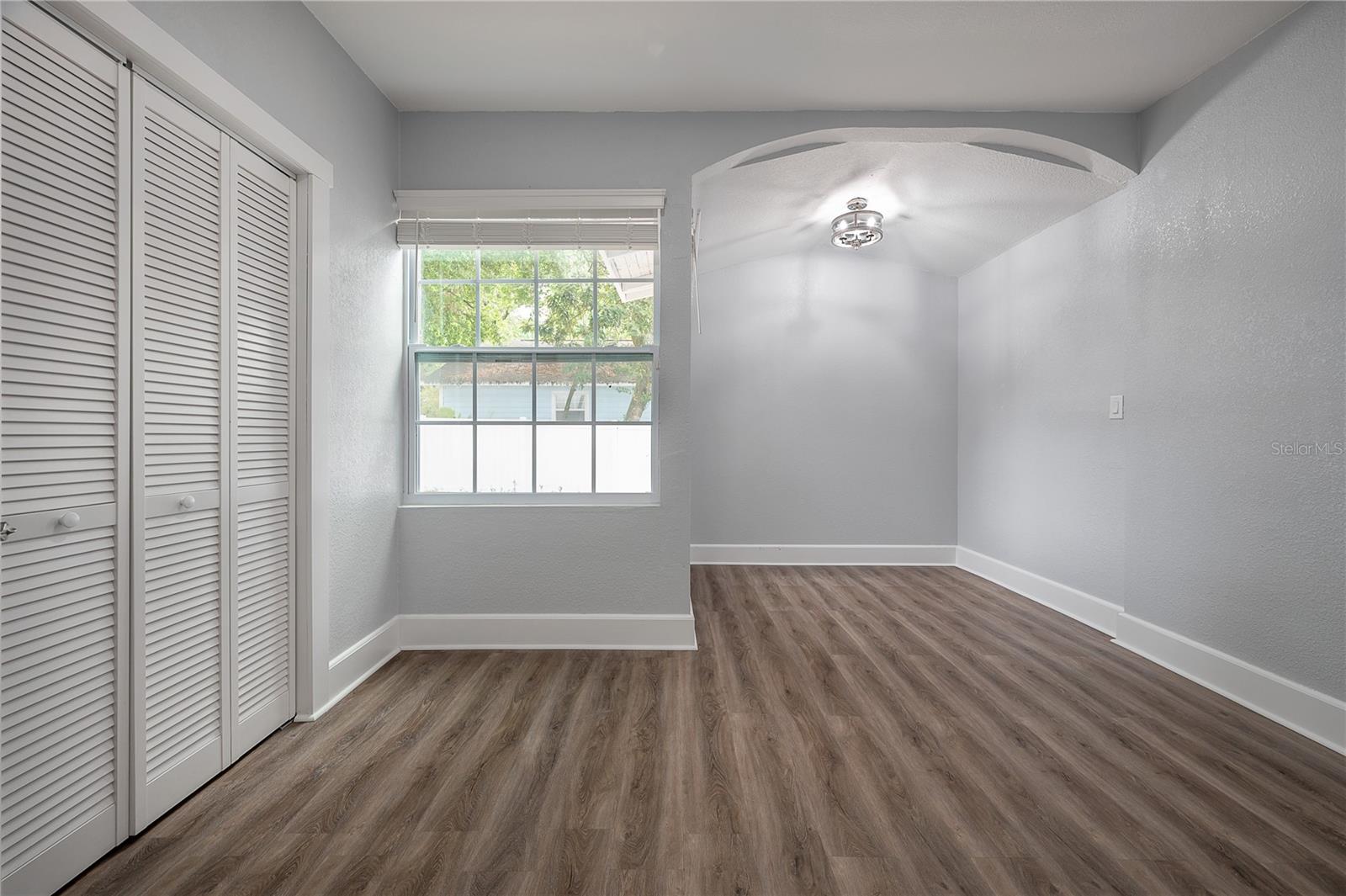 Image 37 of 49 For 1202 Giddens Avenue