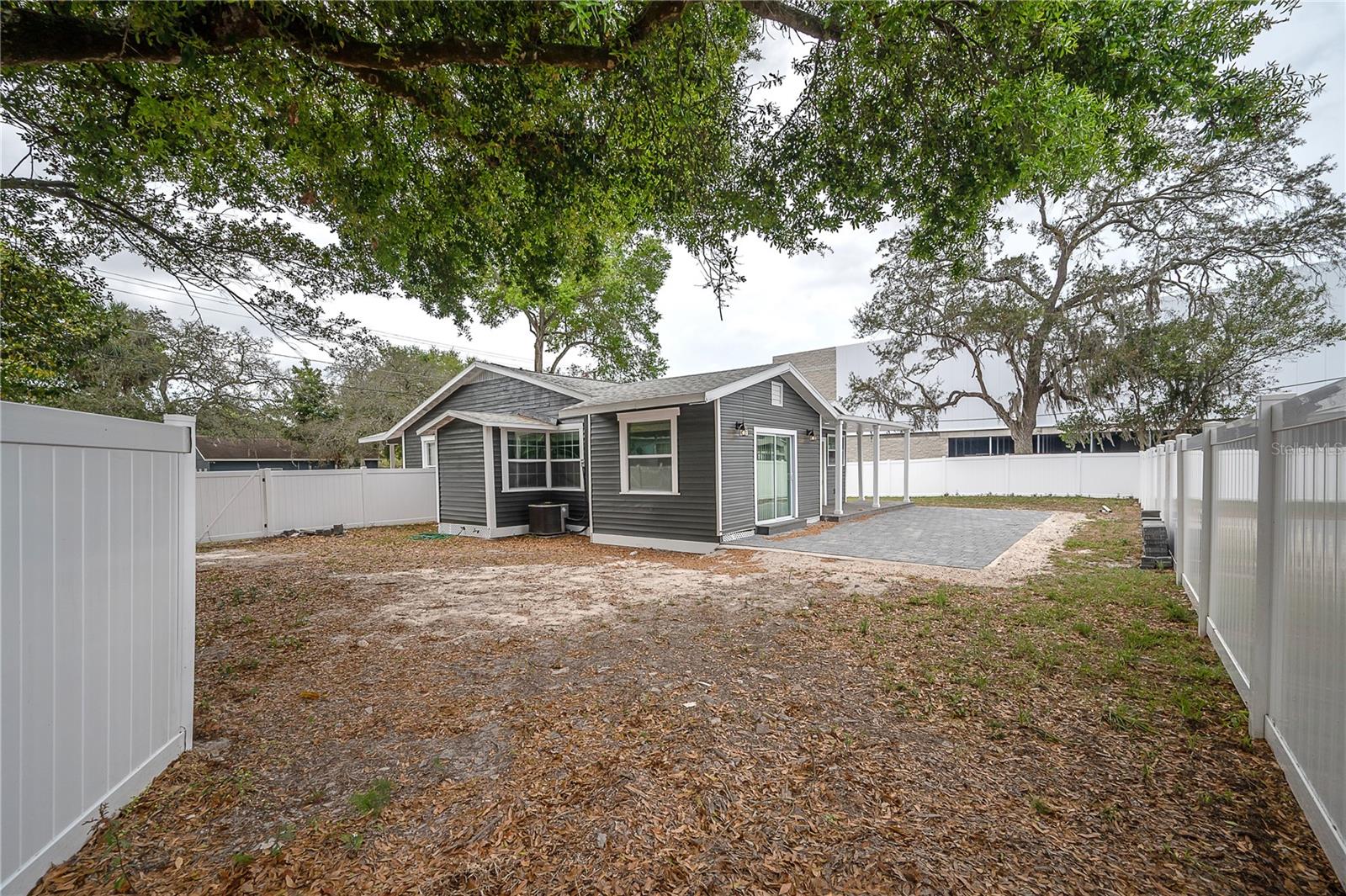 Image 47 of 49 For 1202 Giddens Avenue