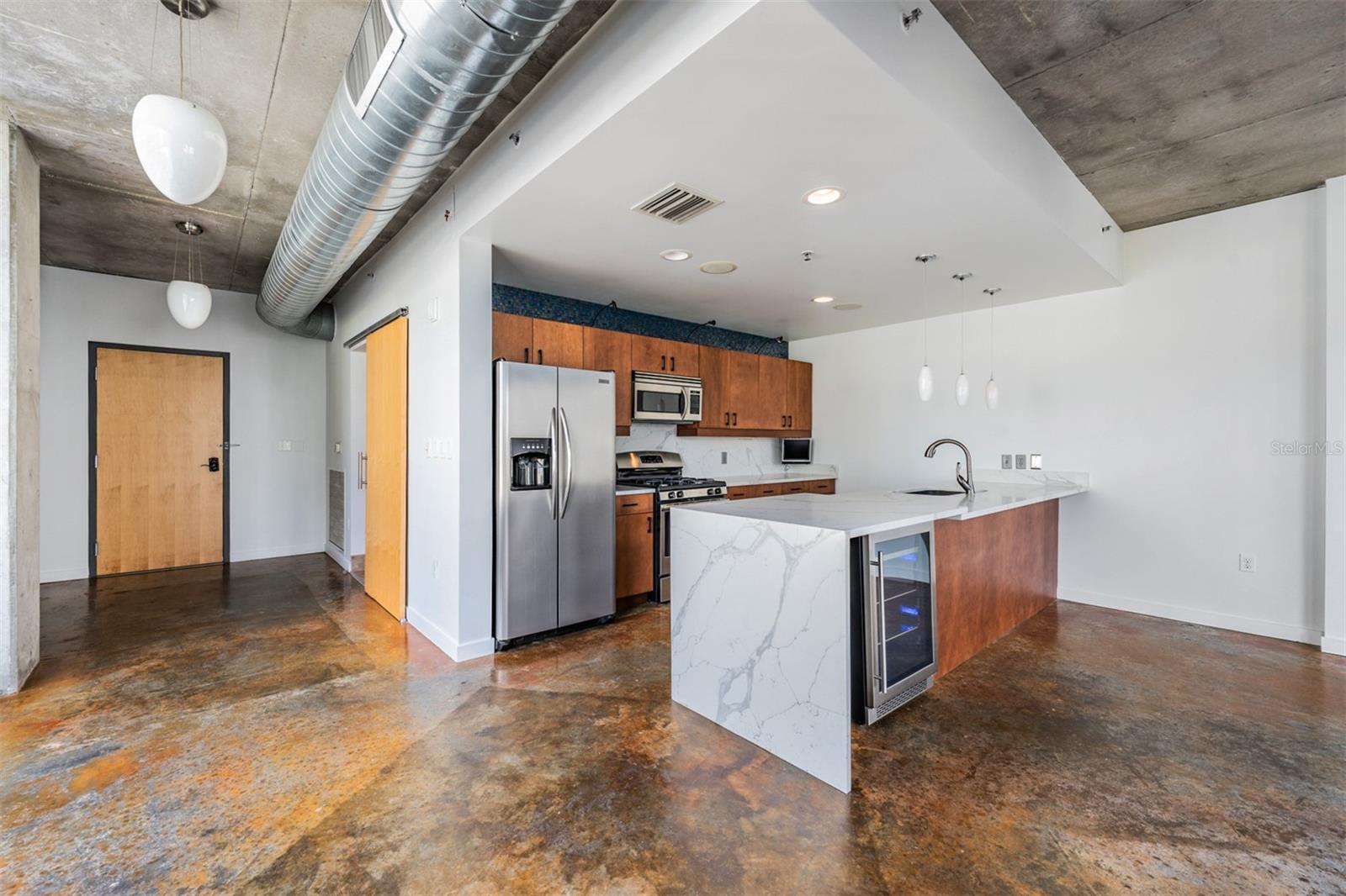 Image 12 of 53 For 101 12th Street 401