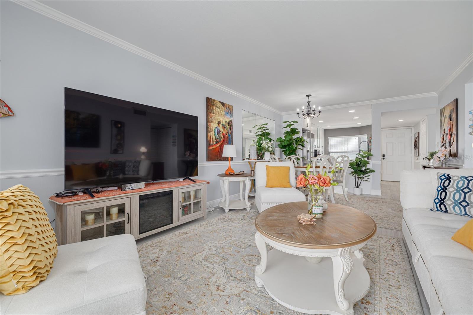 Image 14 of 43 For 1324 Pasadena Avenue S 402