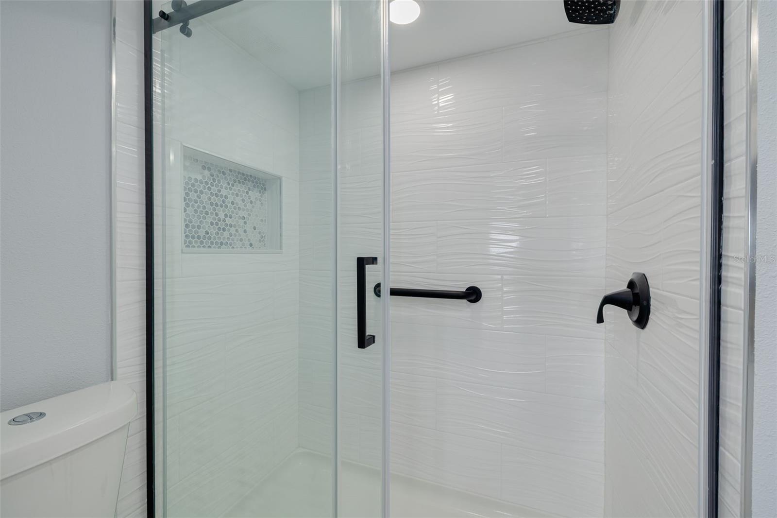 Image 22 of 43 For 1324 Pasadena Avenue S 402