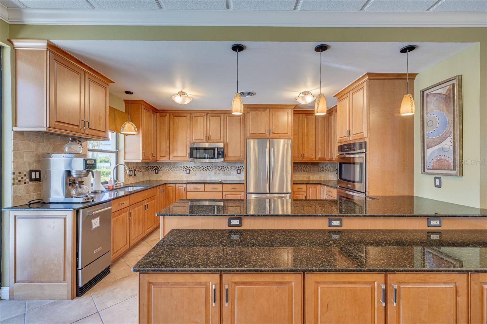 Image 36 of 43 For 1324 Pasadena Avenue S 402