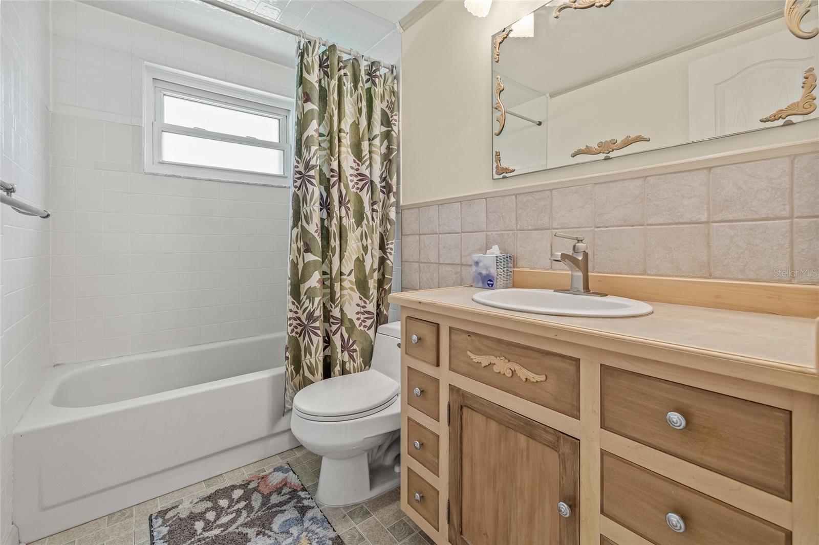 Image 26 of 41 For 8707 Fountain Avenue
