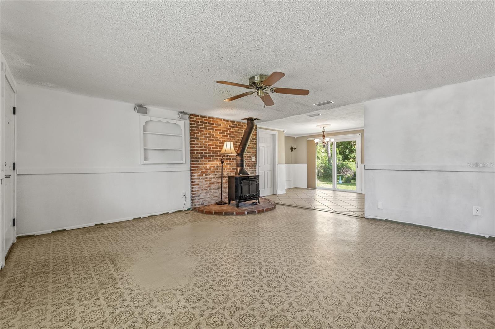 Image 9 of 41 For 8707 Fountain Avenue
