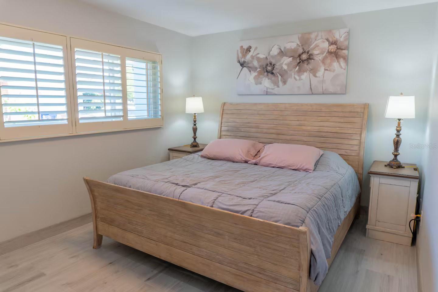 Image 21 of 42 For 513 20th Avenue