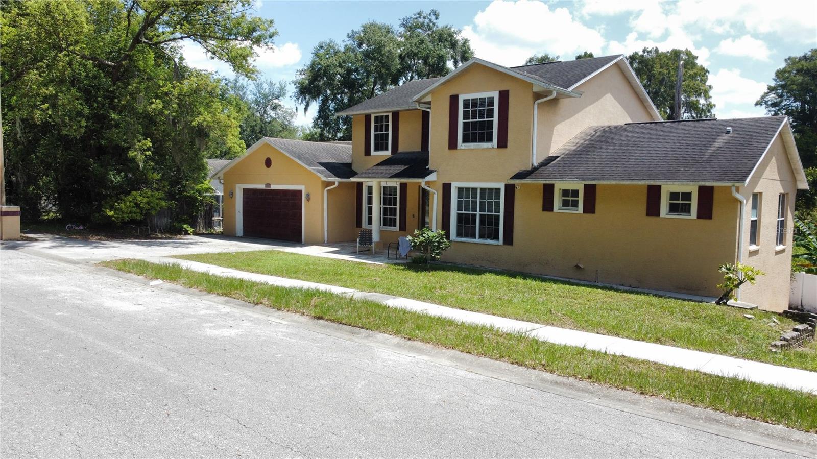Listing photo id 20 for 7419 Savannah Lane