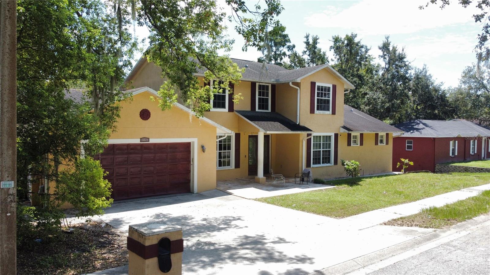 Listing photo id 24 for 7419 Savannah Lane