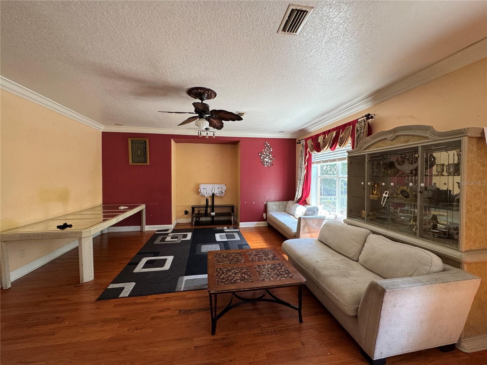 Listing photo id 39 for 7419 Savannah Lane