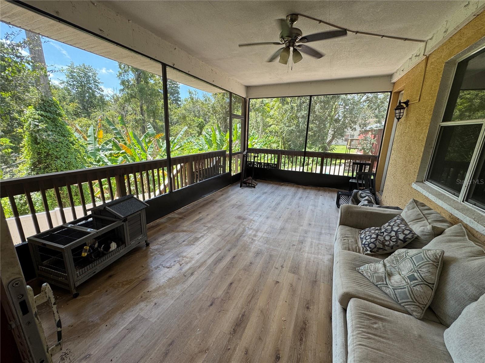 Listing photo id 42 for 7419 Savannah Lane