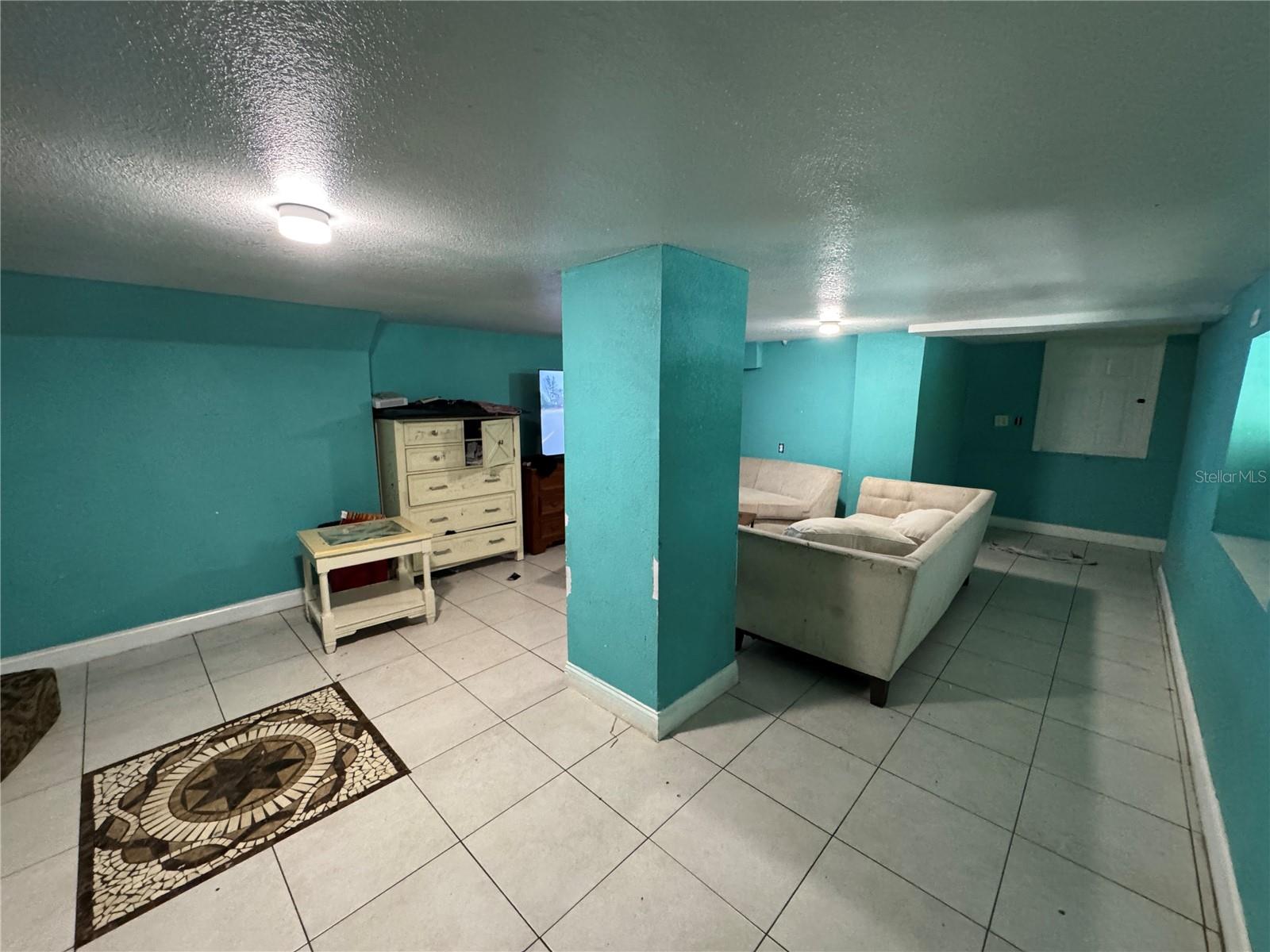Listing photo id 47 for 7419 Savannah Lane