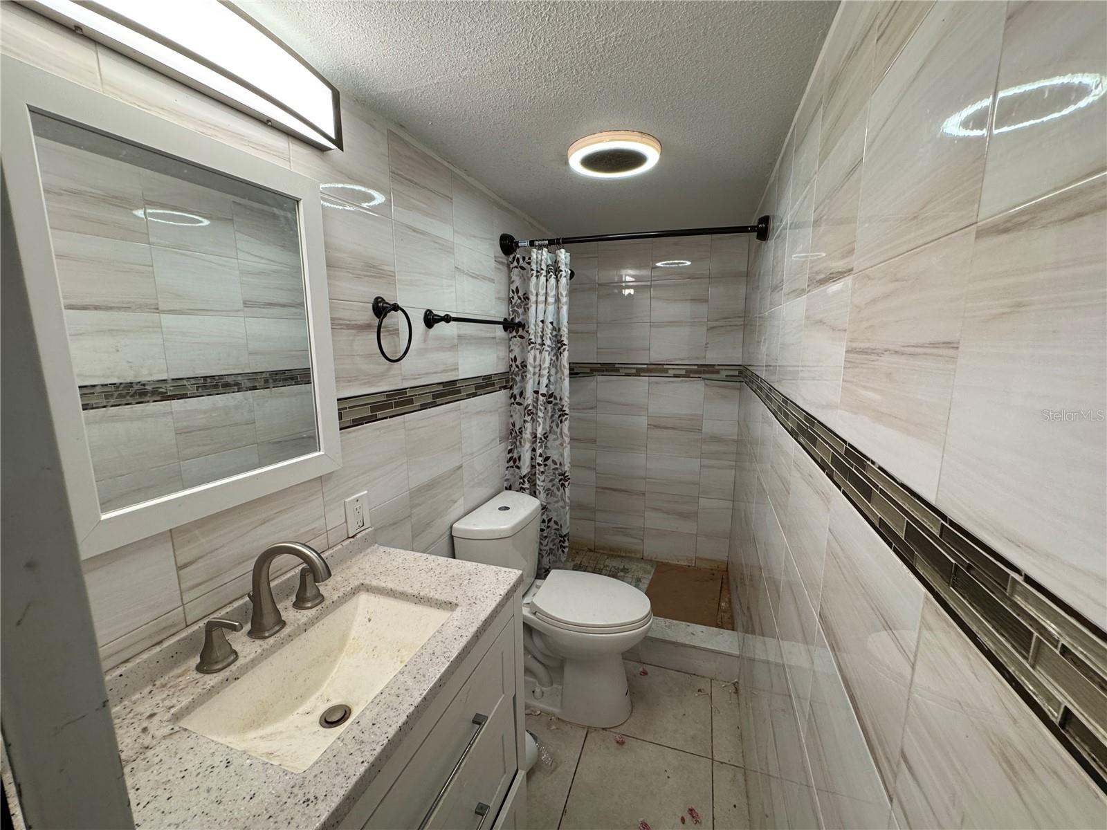 Listing photo id 51 for 7419 Savannah Lane