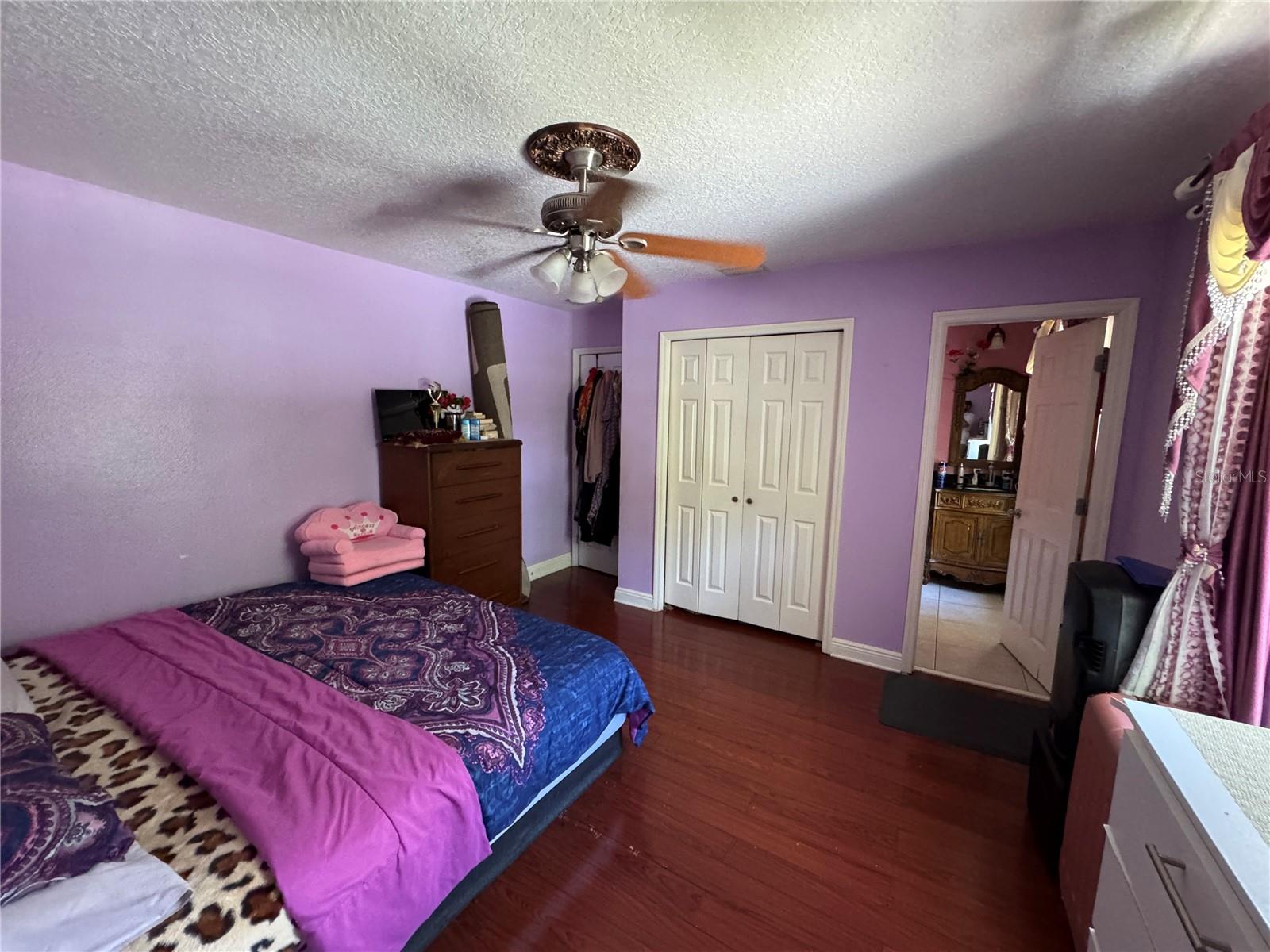 Listing photo id 70 for 7419 Savannah Lane