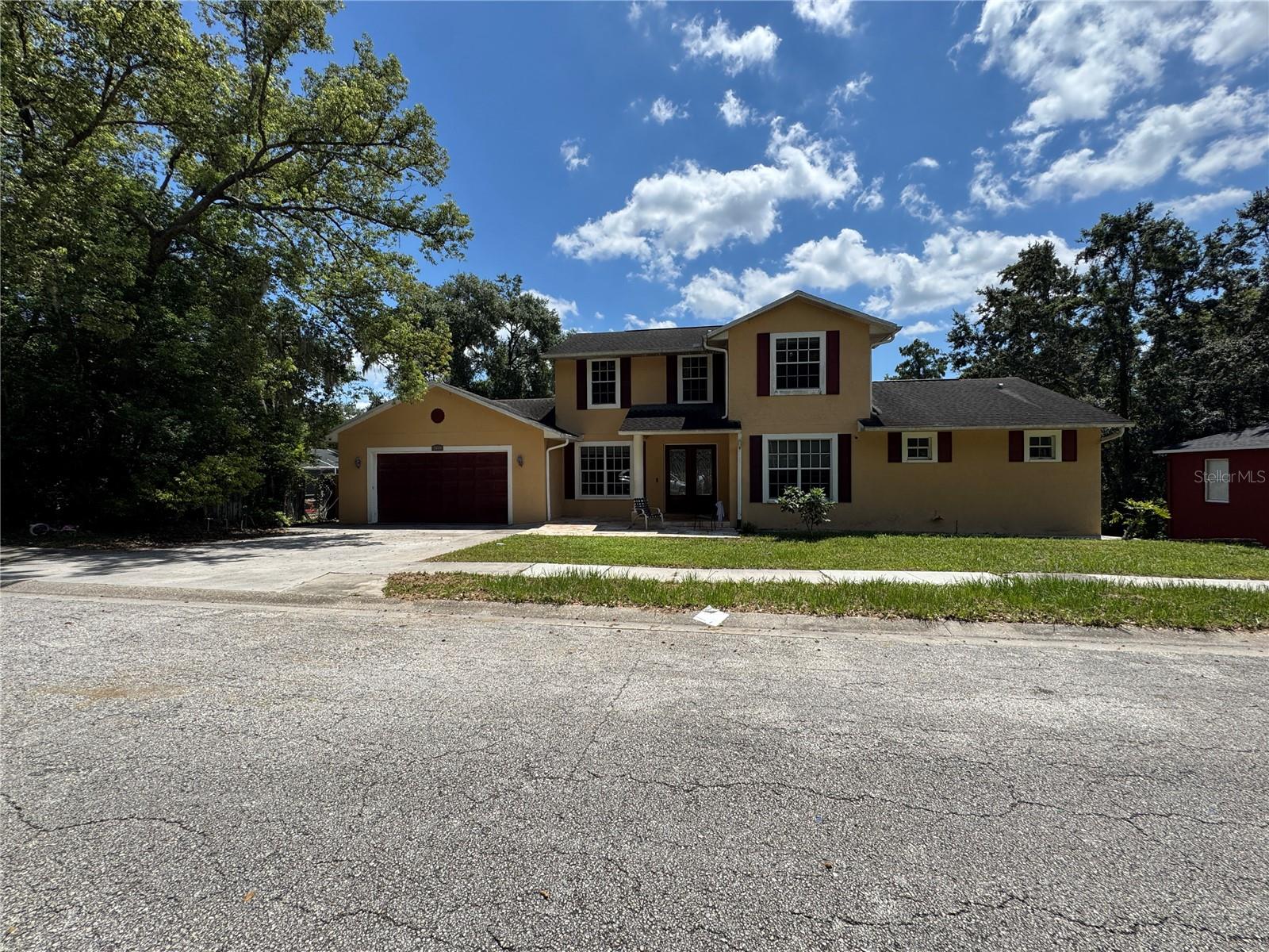 Listing photo id 78 for 7419 Savannah Lane