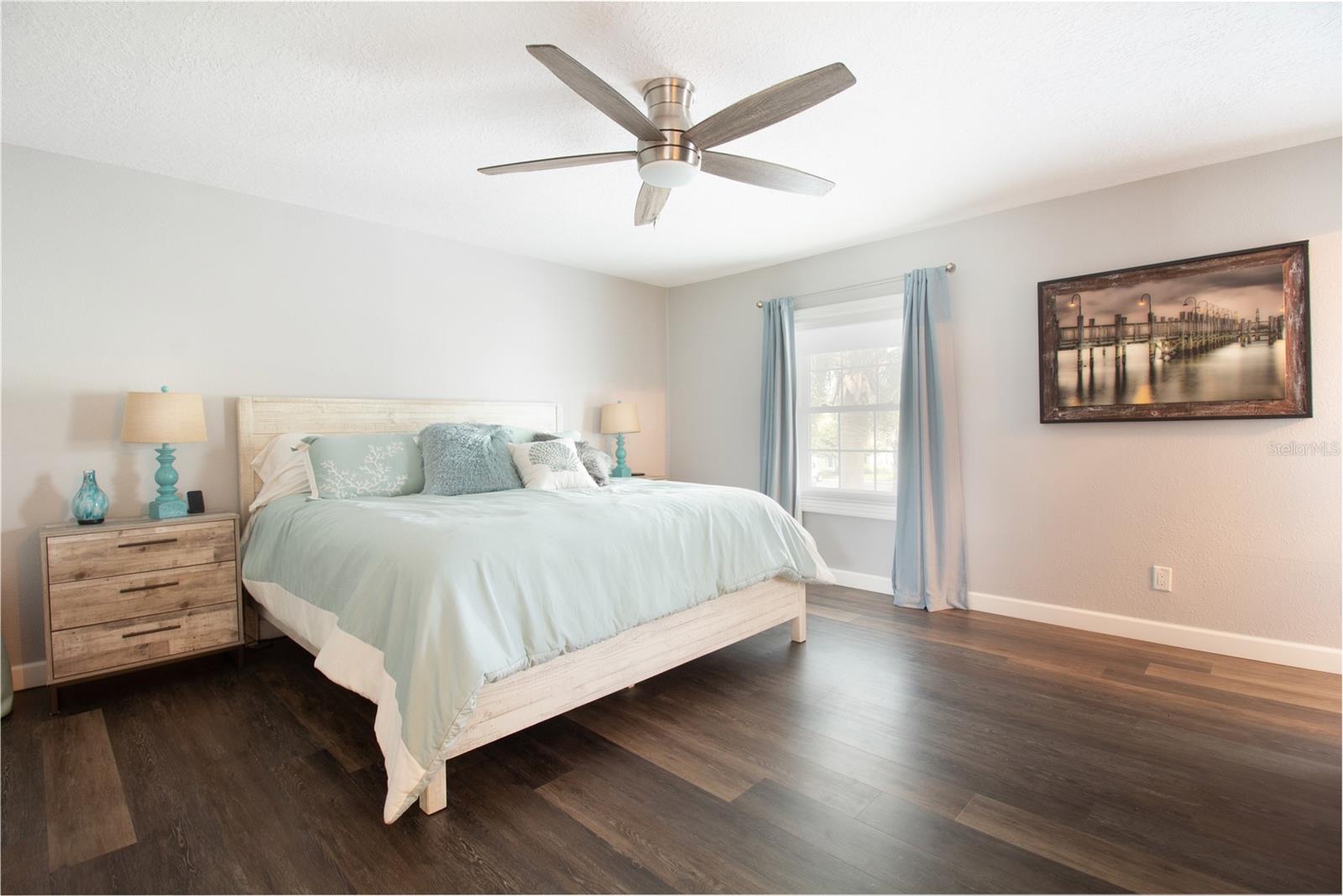 Image 12 of 34 For 5023 Starfish Drive Se E