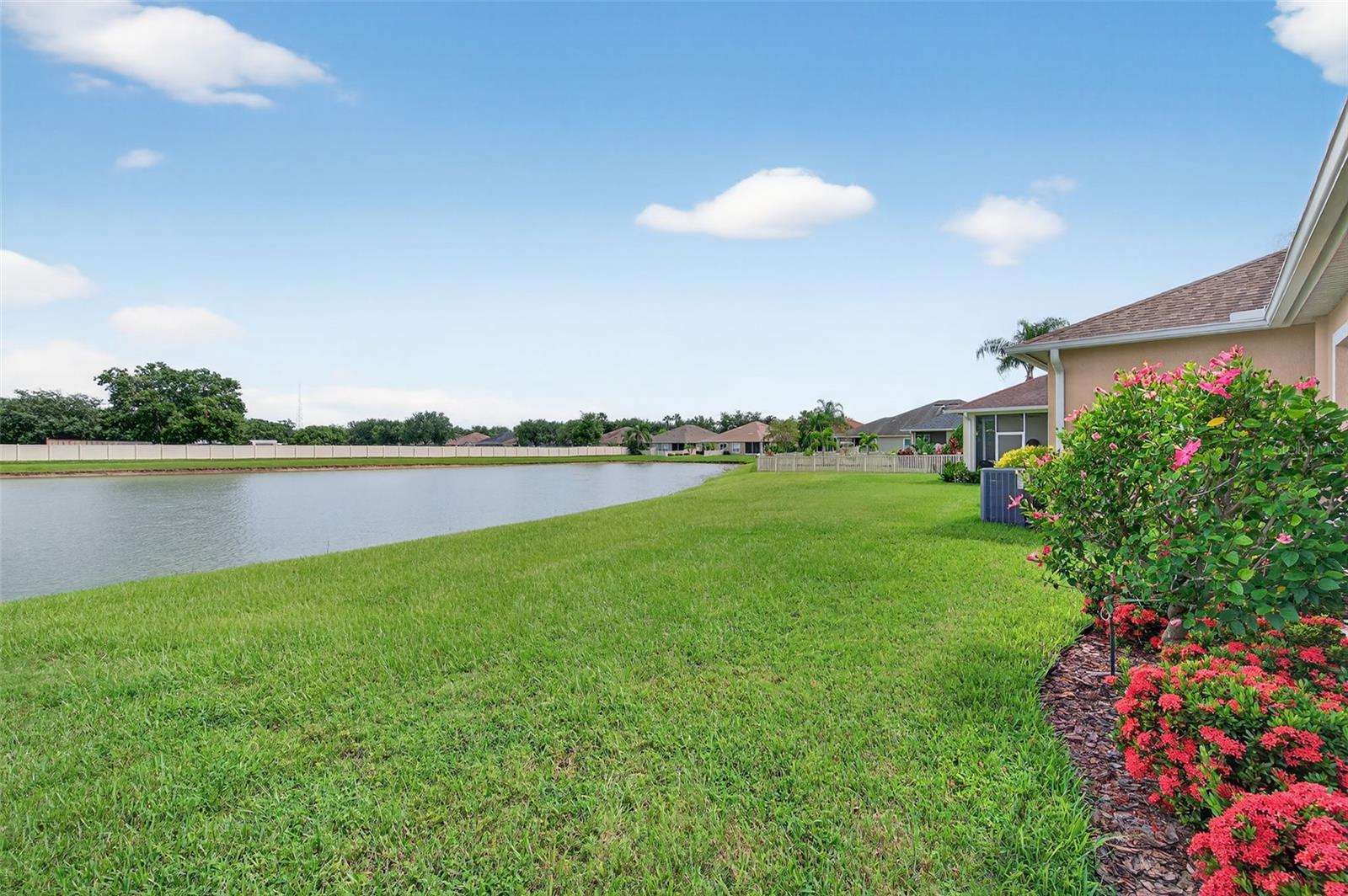 Image 12 of 43 For 2756 Devonoak Boulevard