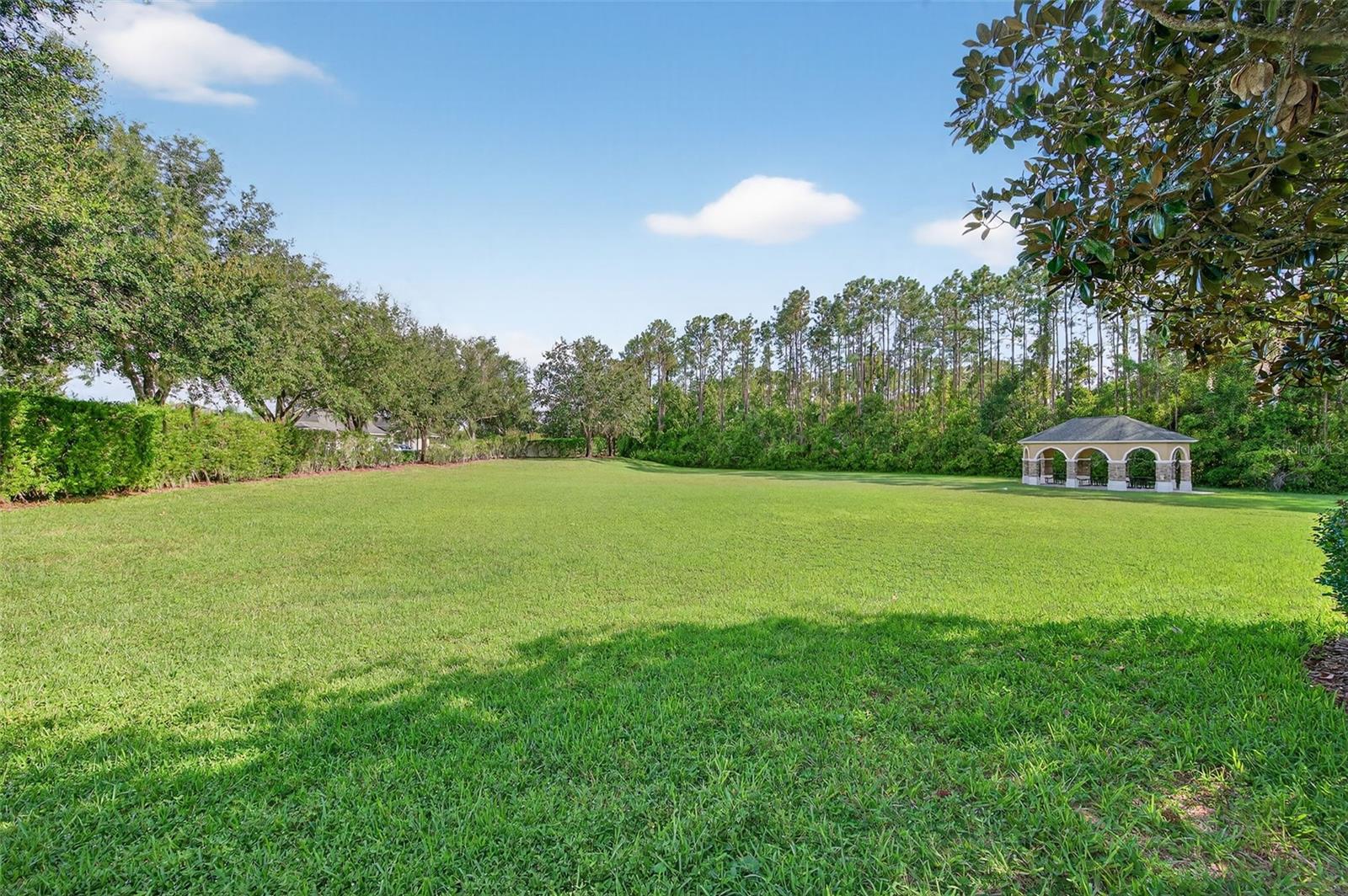Image 41 of 43 For 2756 Devonoak Boulevard