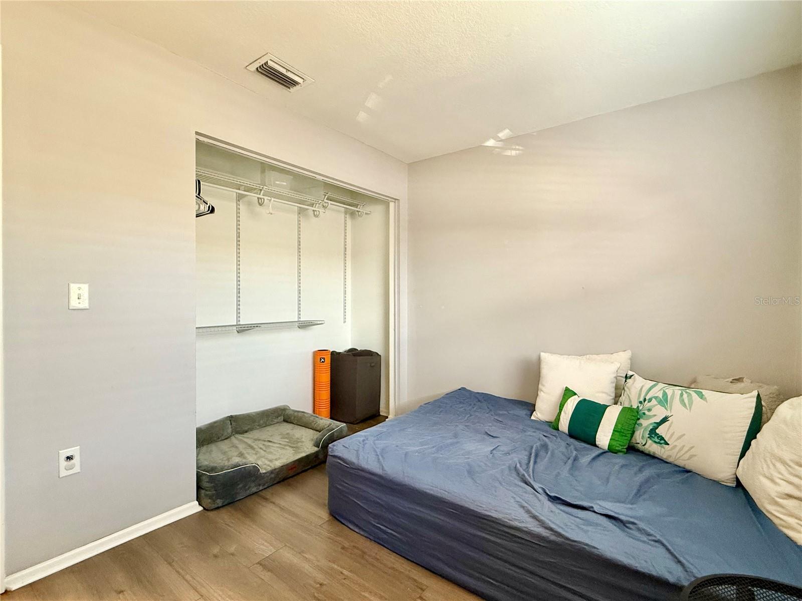 Image 13 of 23 For 7261 55th Avenue N