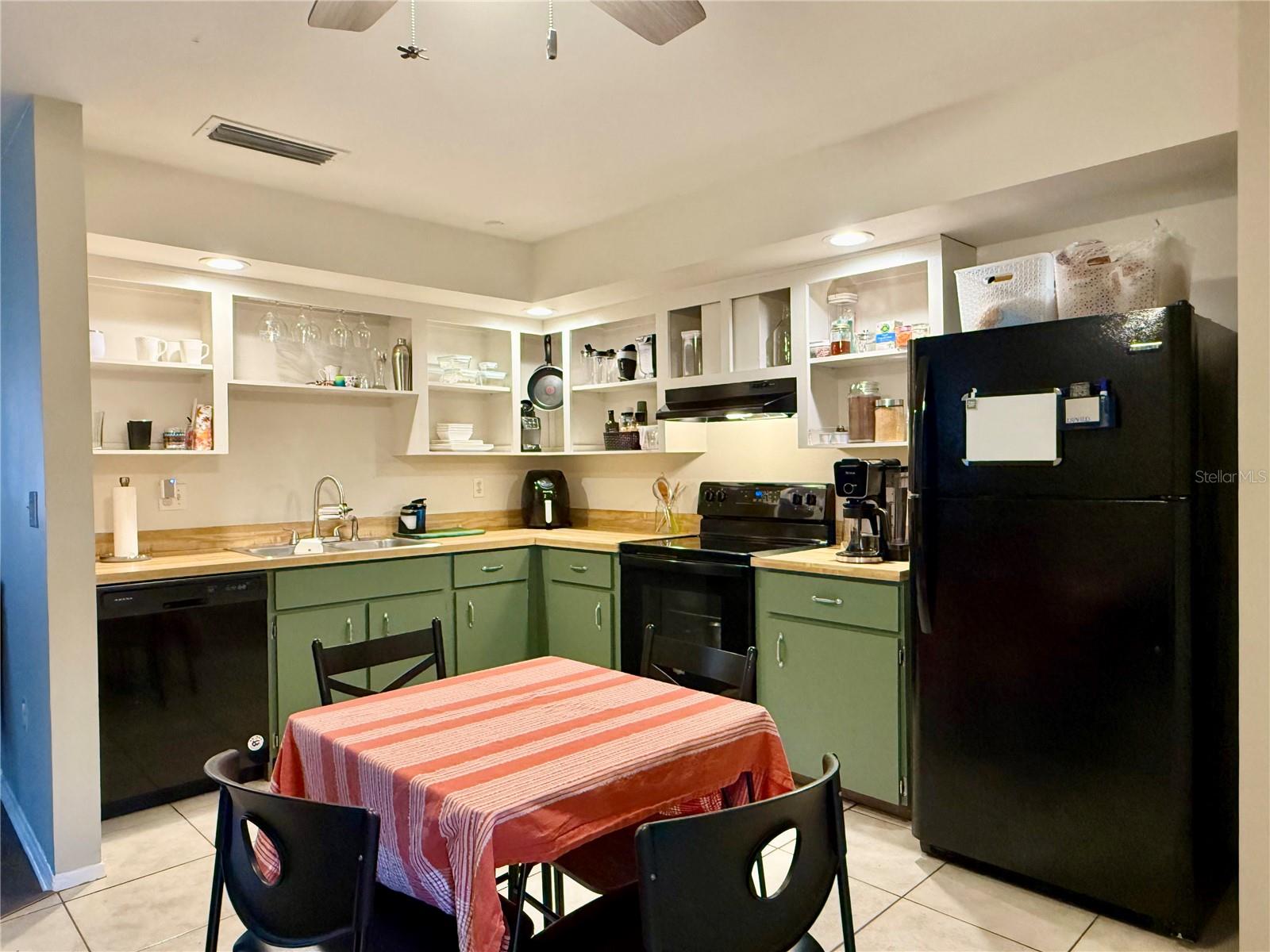 Image 4 of 23 For 7261 55th Avenue N