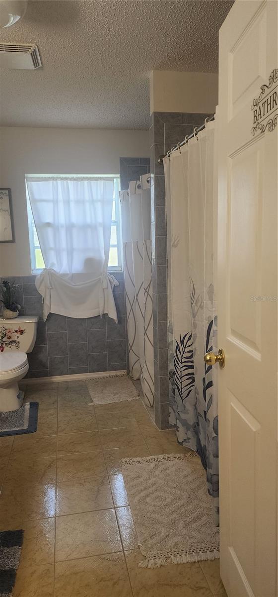 Image 11 of 16 For 6904 Westinghouse Avenue