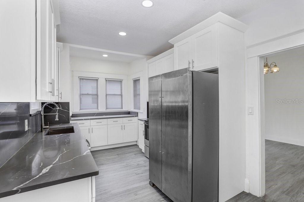 Image 6 of 27 For 2515 Hiawatha Street