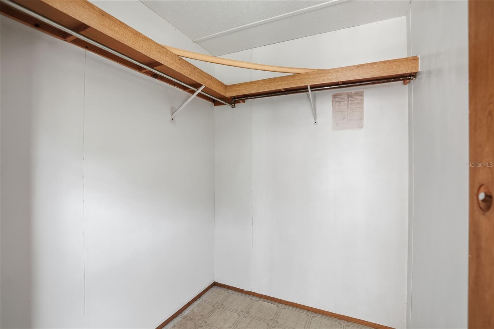 Image 16 of 29 For 7619 Del Prado Court