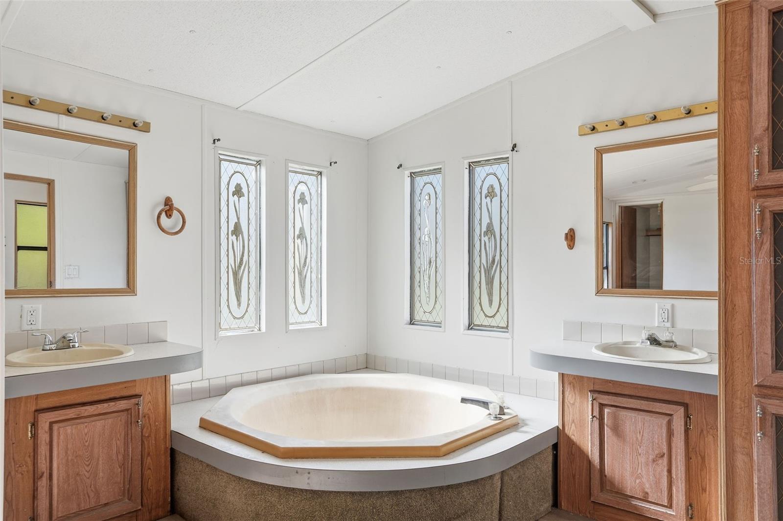 Image 20 of 29 For 7619 Del Prado Court