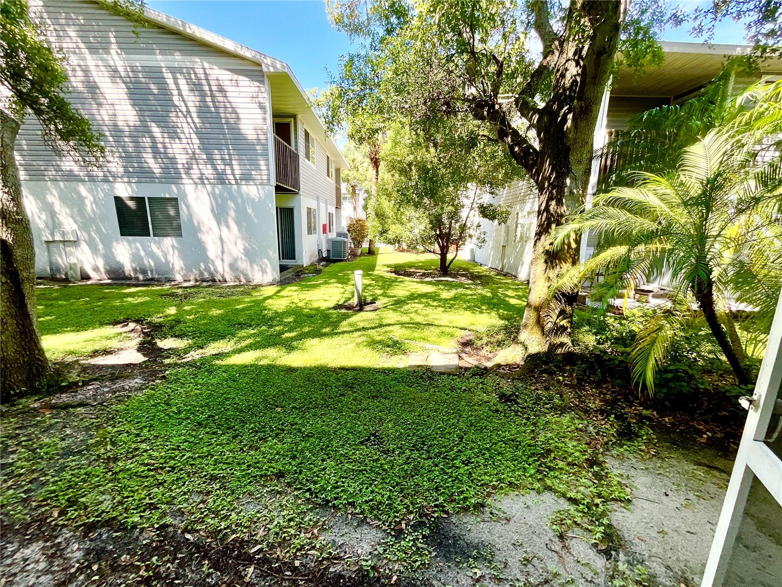 Image 13 of 40 For 9211 Jakes Path