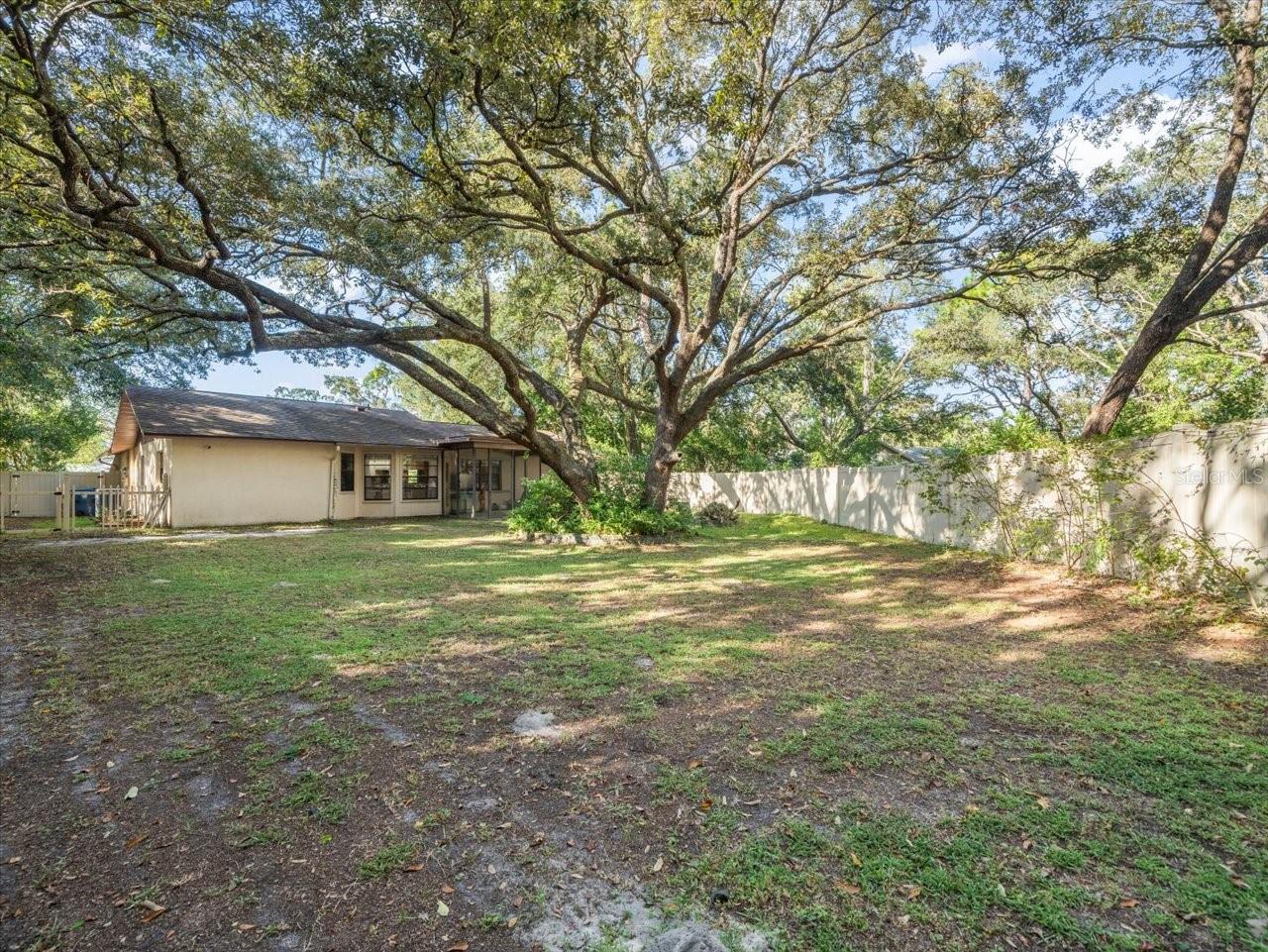 Image 22 of 29 For 8316 Kingsdale Street