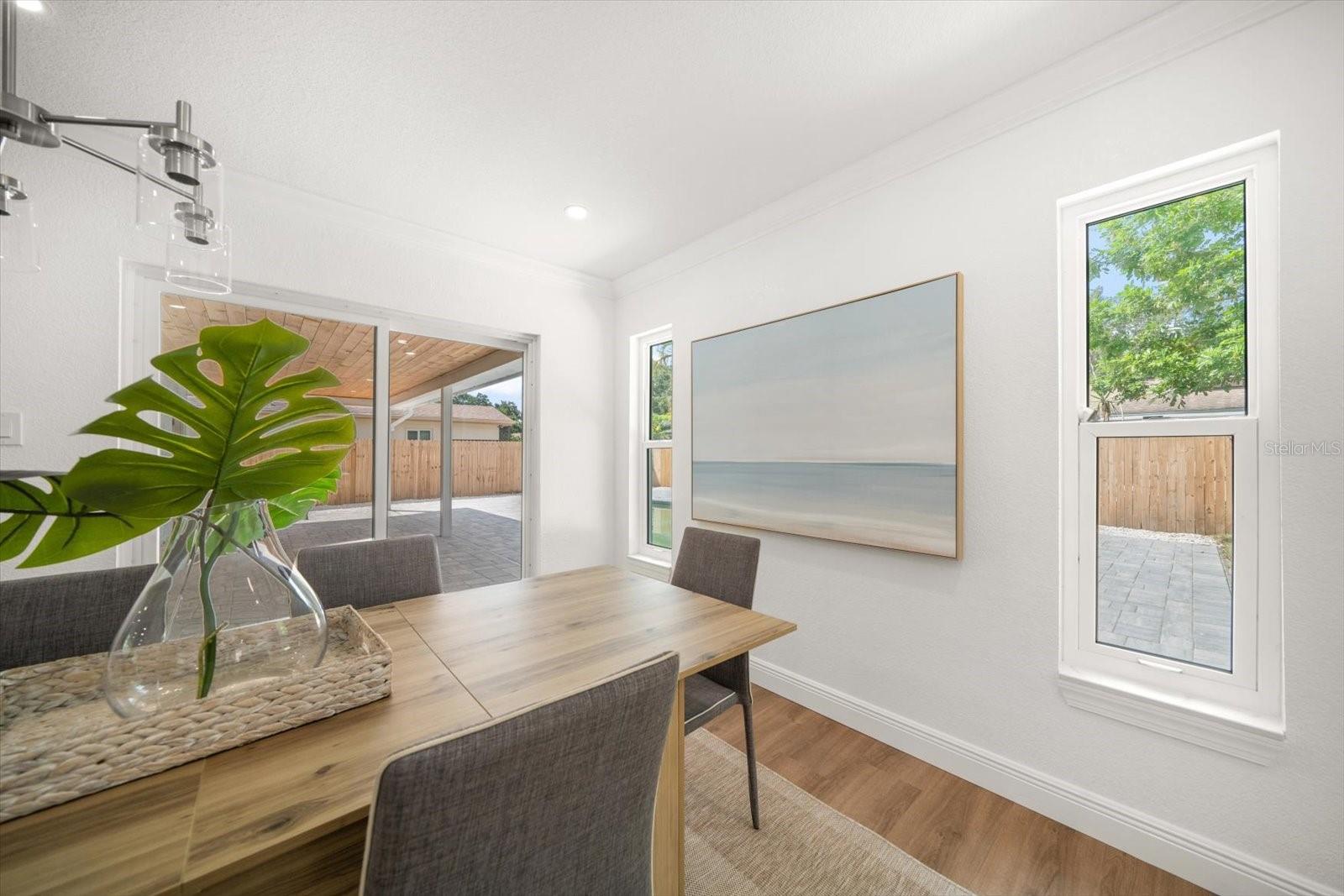 Image 18 of 53 For 12445 104th Avenue