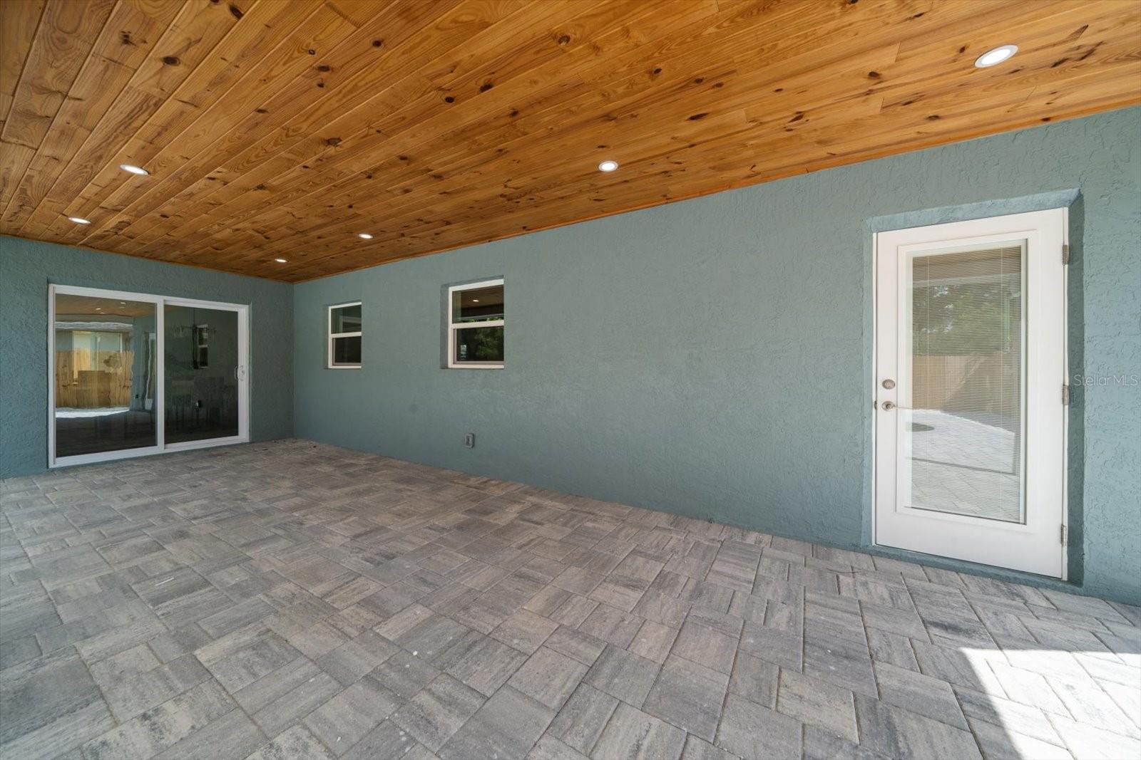 Image 44 of 53 For 12445 104th Avenue