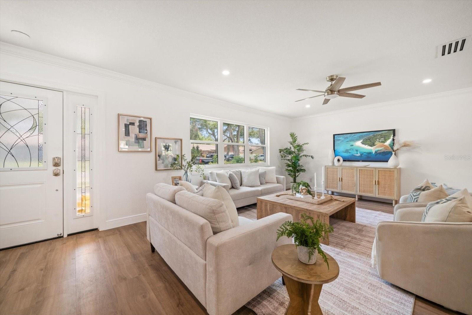 Image 8 of 53 For 12445 104th Avenue