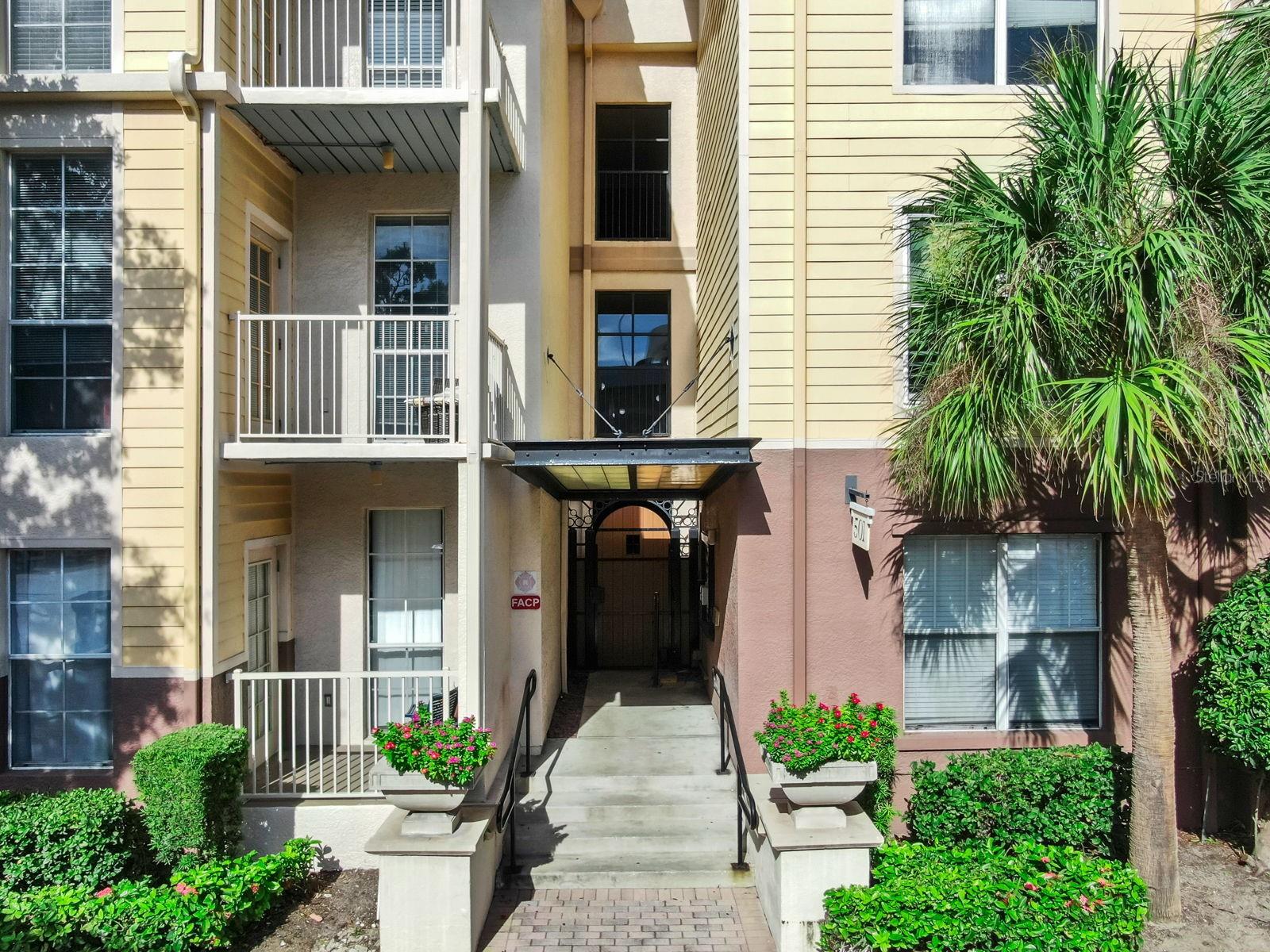 Image 14 of 30 For 501 Moody Avenue 1114