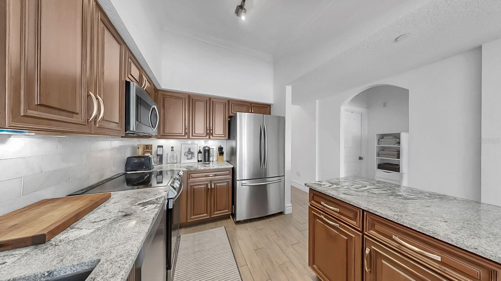 Image 22 of 30 For 501 Moody Avenue 1114