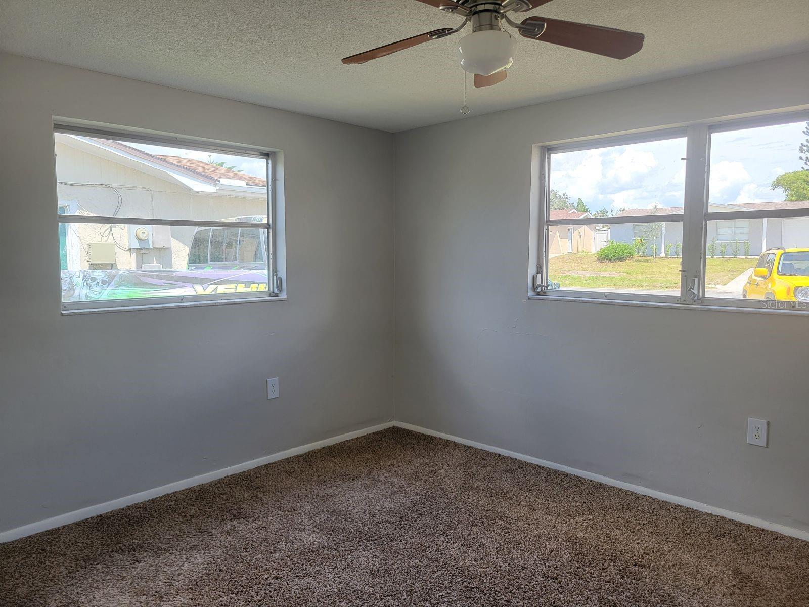 Image 10 of 18 For 10015 Regency Park Boulevard