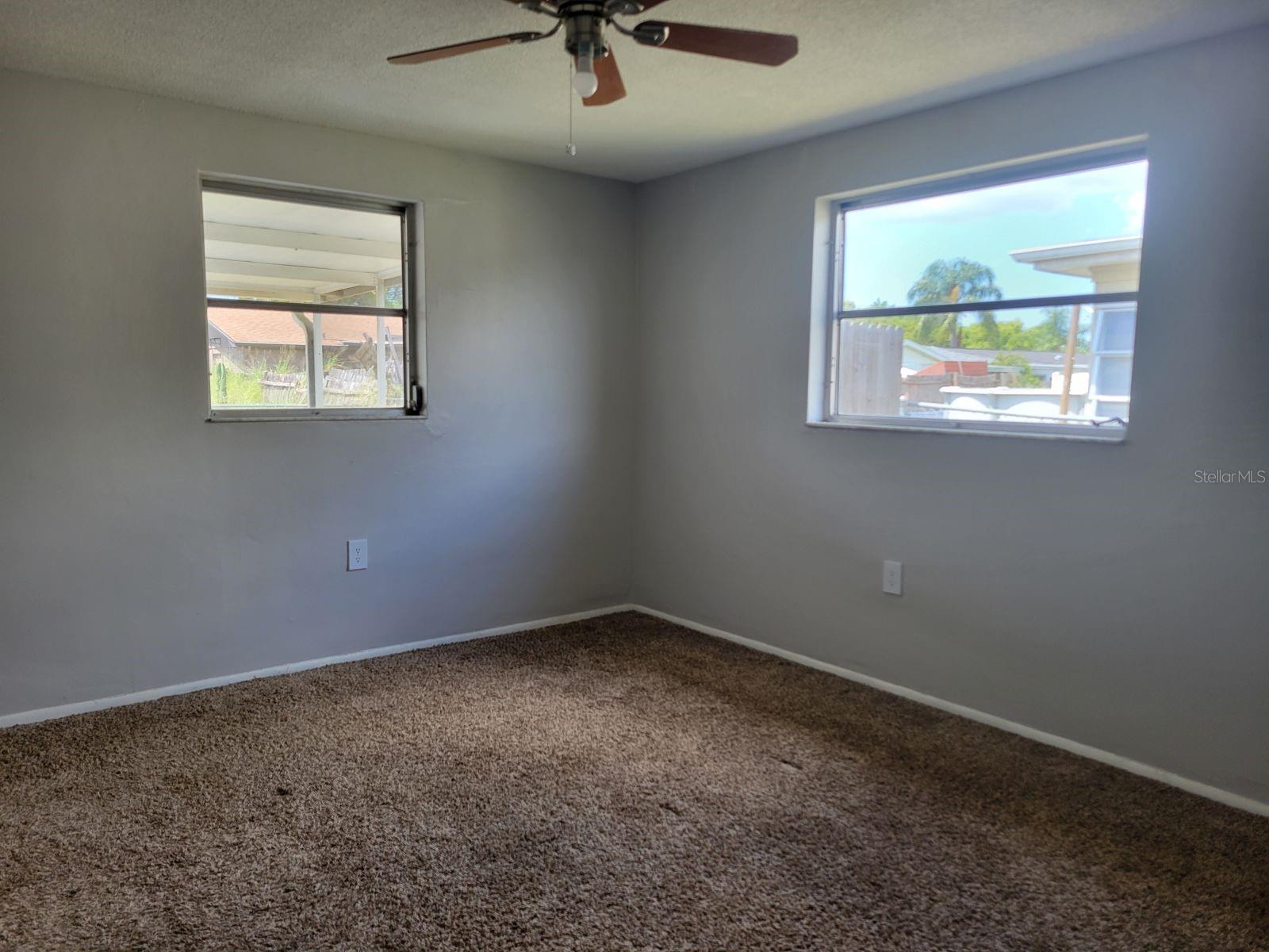 Image 11 of 18 For 10015 Regency Park Boulevard