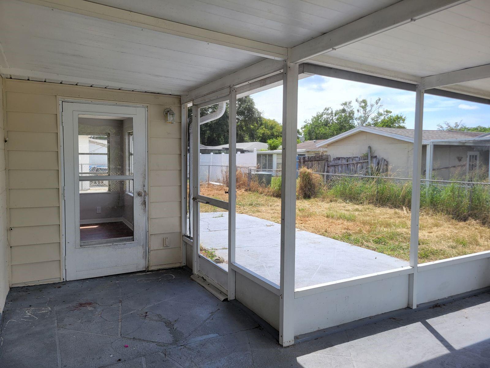 Image 17 of 18 For 10015 Regency Park Boulevard