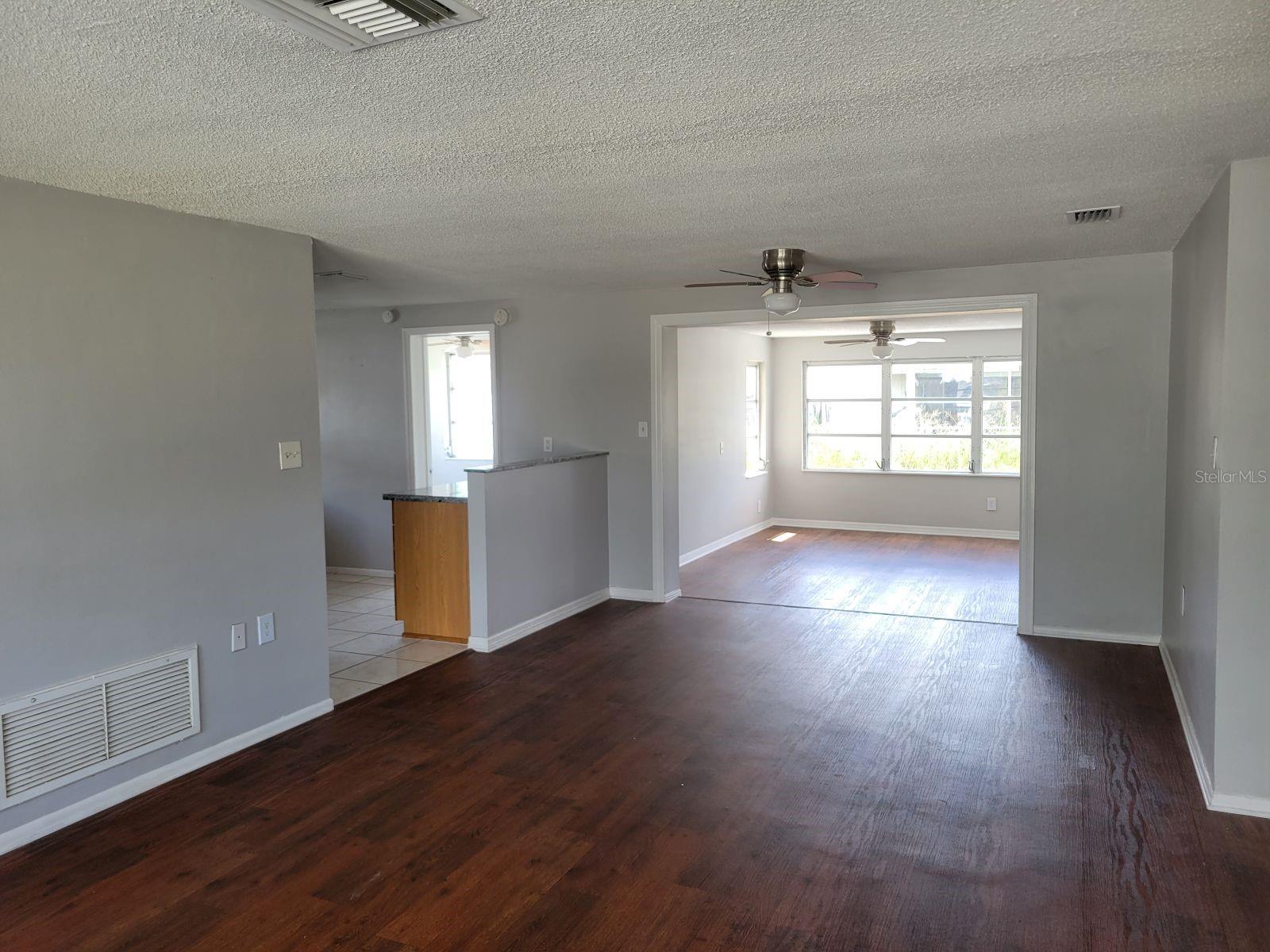Image 2 of 18 For 10015 Regency Park Boulevard