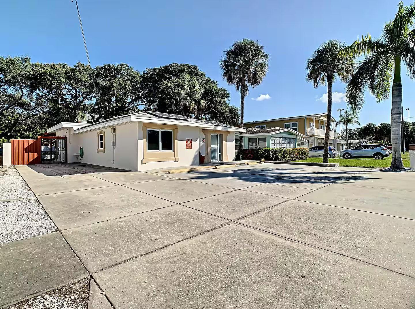 Image 2 of 35 For 102 15th Avenue 1