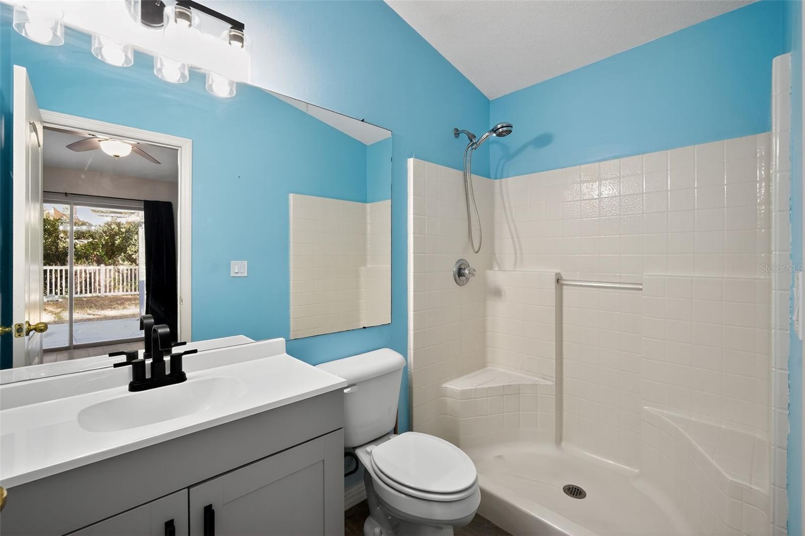 Image 10 of 38 For 10047 Landport Way