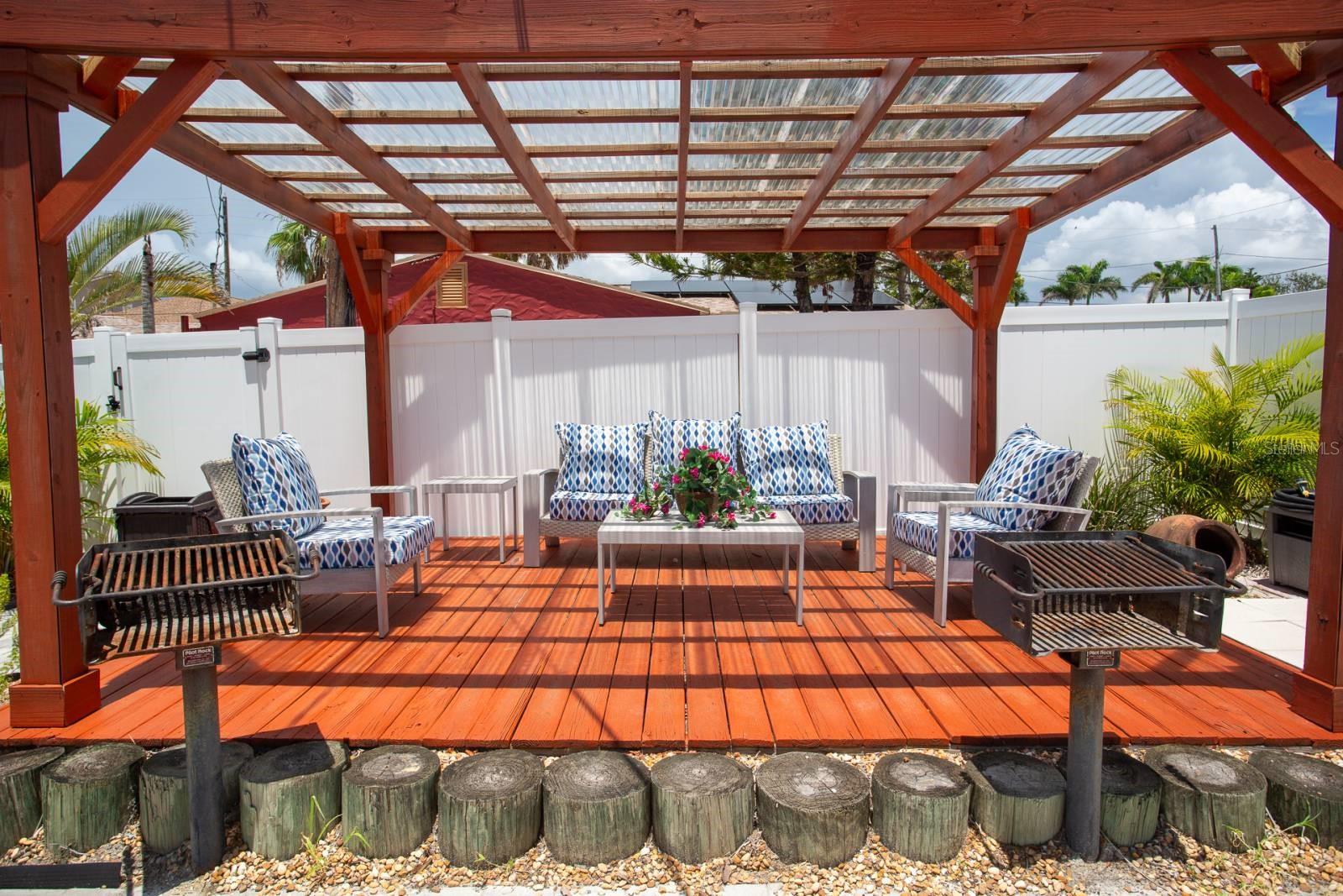 Image 14 of 48 For 12315 Gulf Boulevard 1-8
