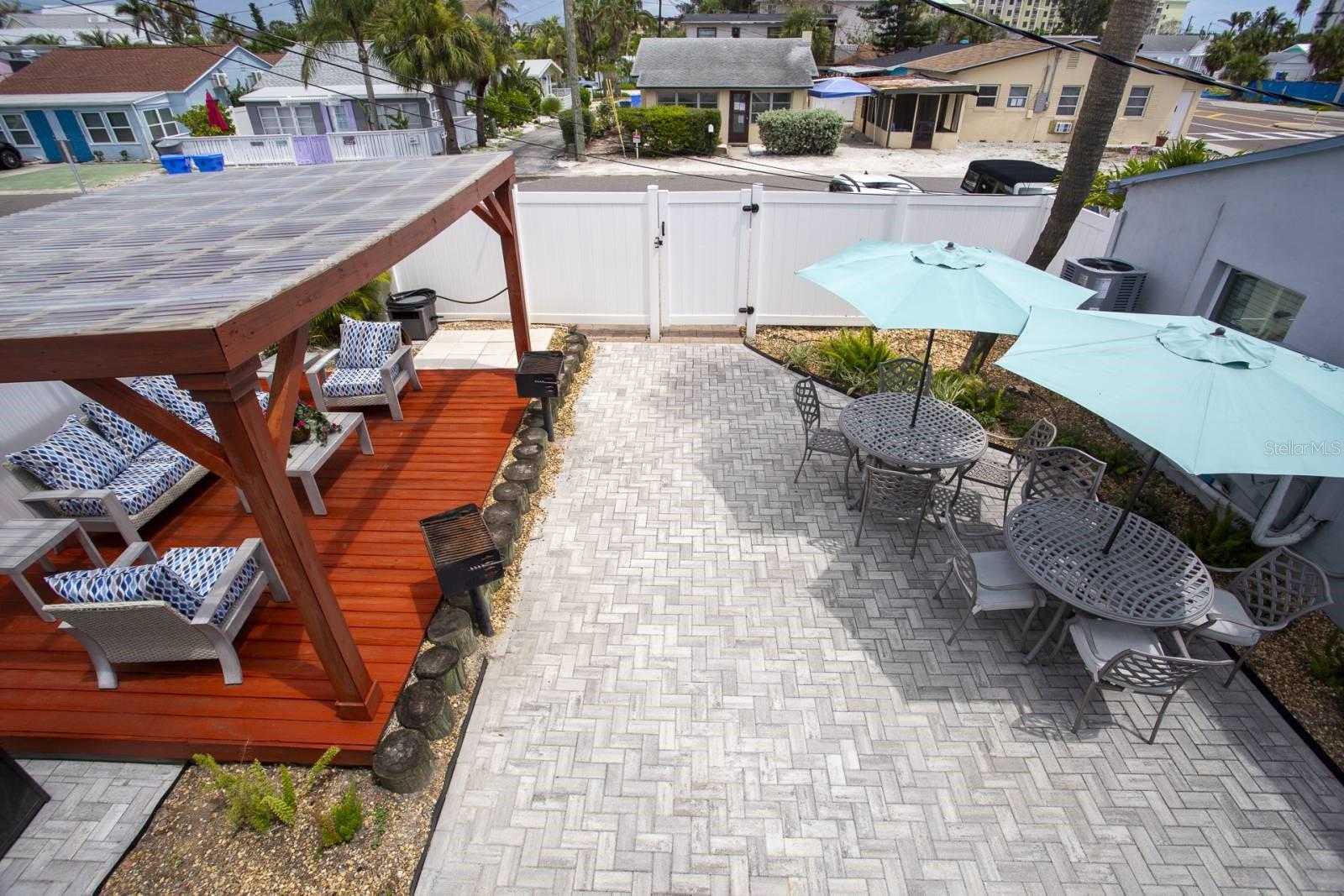Image 25 of 48 For 12315 Gulf Boulevard 1-8